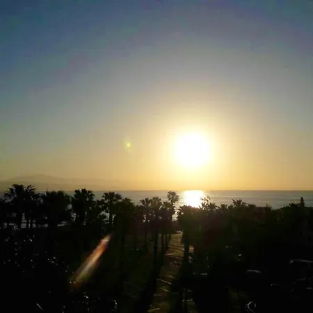 Lejlighed Comfortable With Sea View In 30 M² Pool